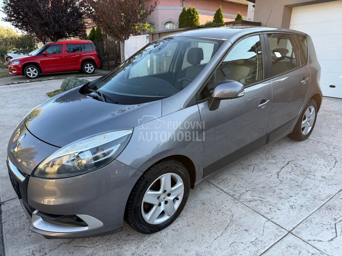 Renault Scenic 2013 photo 2