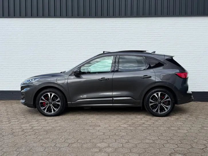 Ford Kuga 2021 photo 2