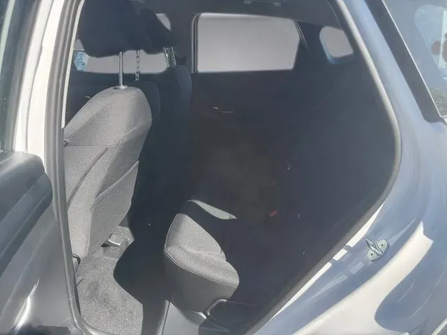 Hyundai Tucson photo 2