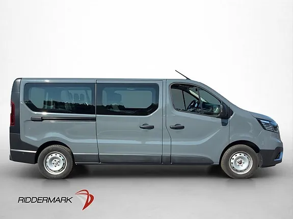 Renault Trafic 2024 photo 2