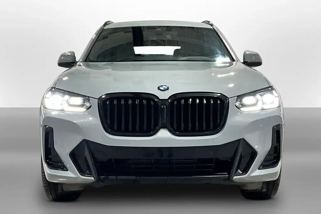 BMW X3 2024 photo 2