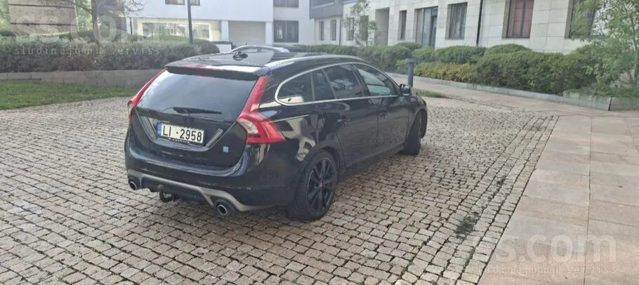 Volvo V60 2016 photo 3