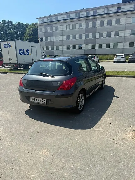 Peugeot 308 2007 photo 3