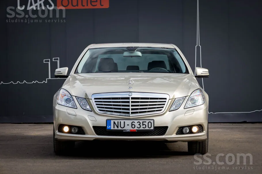 Mercedes-Benz E200 2010 photo 2