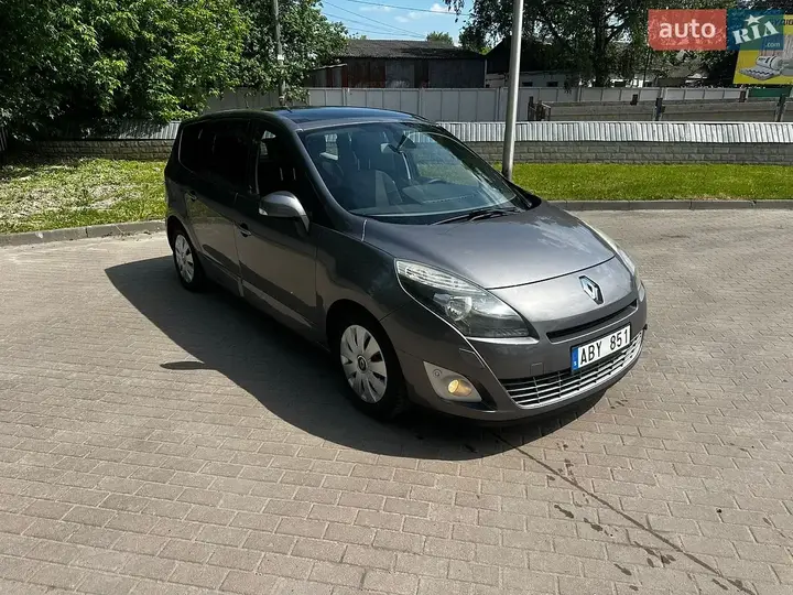 Renault Grand Scenic 2009 photo 4