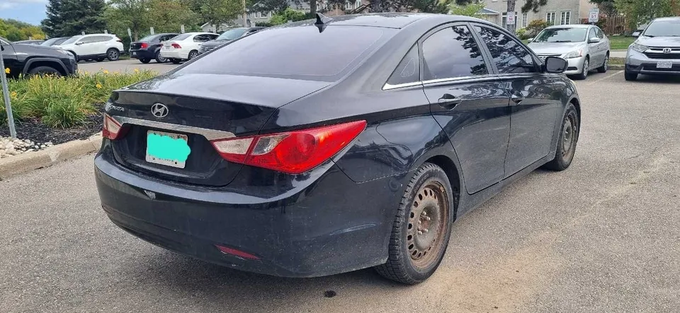 Hyundai Sonata 2011 photo 4