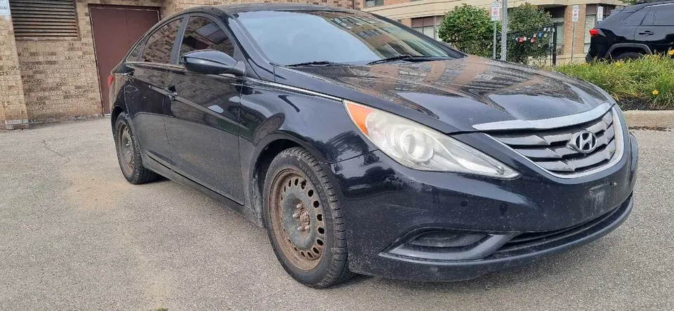 Hyundai Sonata 2011 photo 3