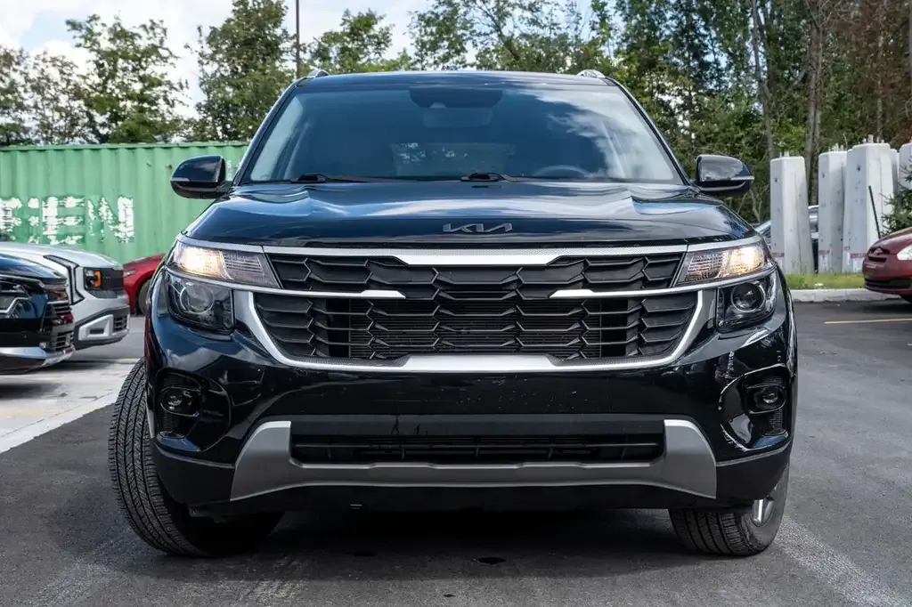 Kia Seltos 2024 photo 2