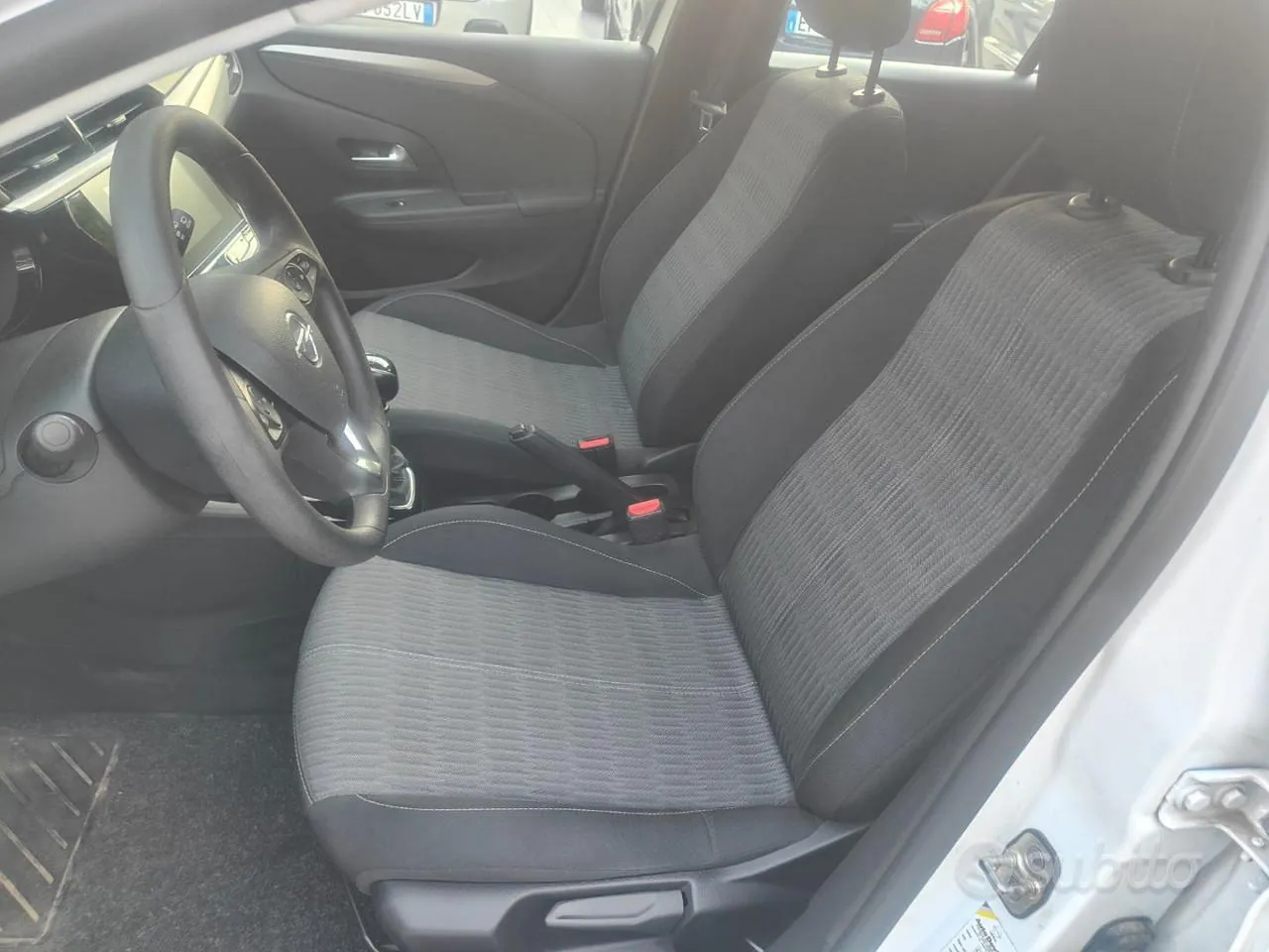 Opel Corsa 2023 photo 4