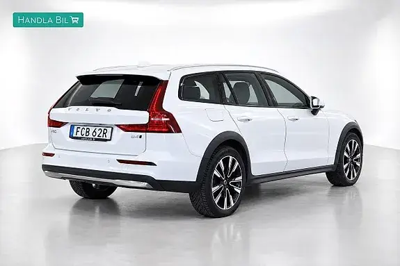 Volvo V60 Cross Country 2023 photo 4