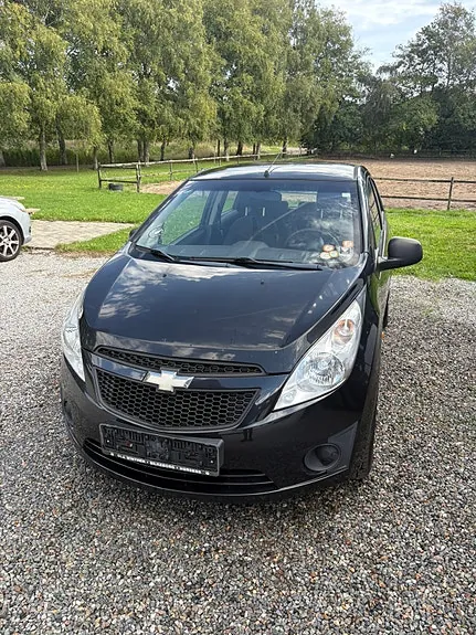 Chevrolet Spark 2011 photo 2