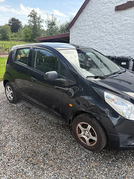 Chevrolet Spark 2011 photo 3