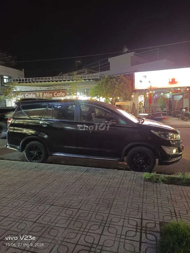 Toyota Innova 2018 photo 5