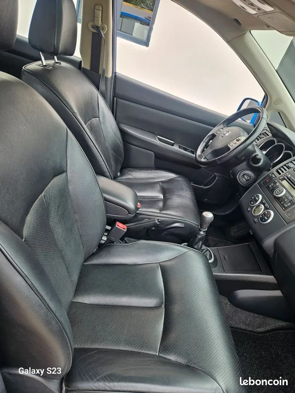Nissan Tiida 2008 photo 3