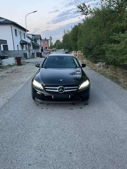 Mercedes-Benz C-Class 2020 photo 2