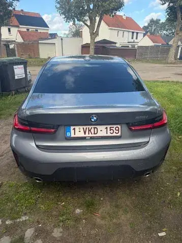 BMW 318I