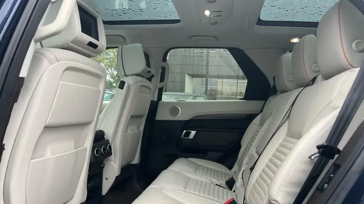 Land Rover Discovery 2018 photo 4