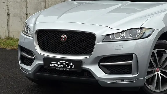 Jaguar F-Pace 2018 photo 2