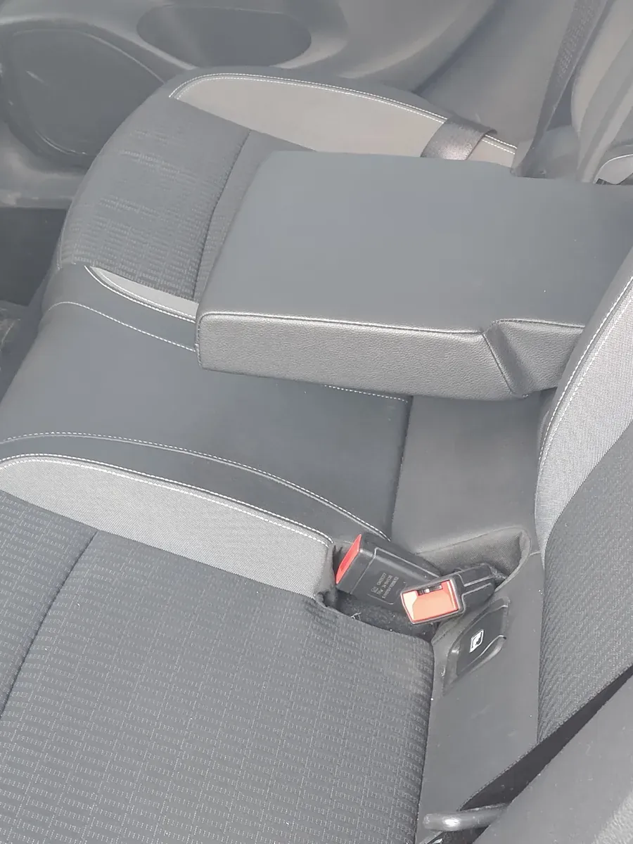 Opel Astra 2019 photo 3