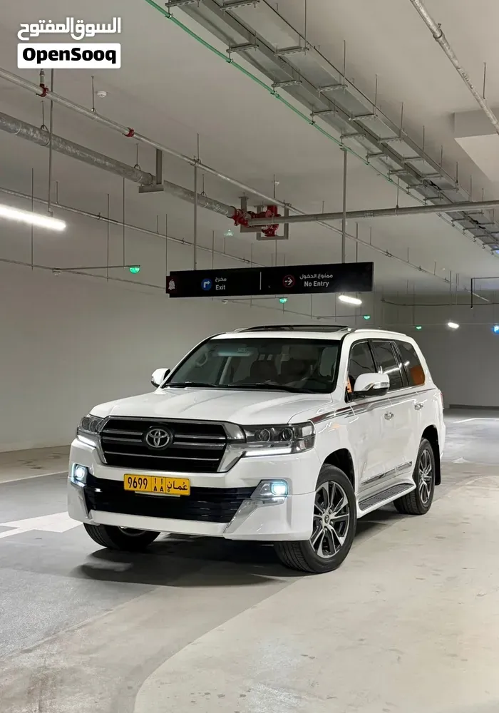 Toyota Land Cruiser 2020 photo 2