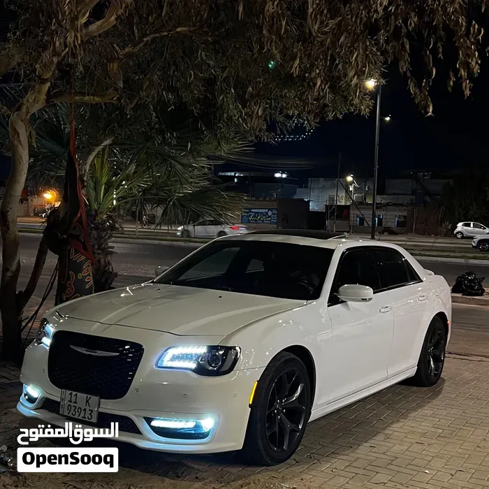 Chrysler 300 2017 photo 3