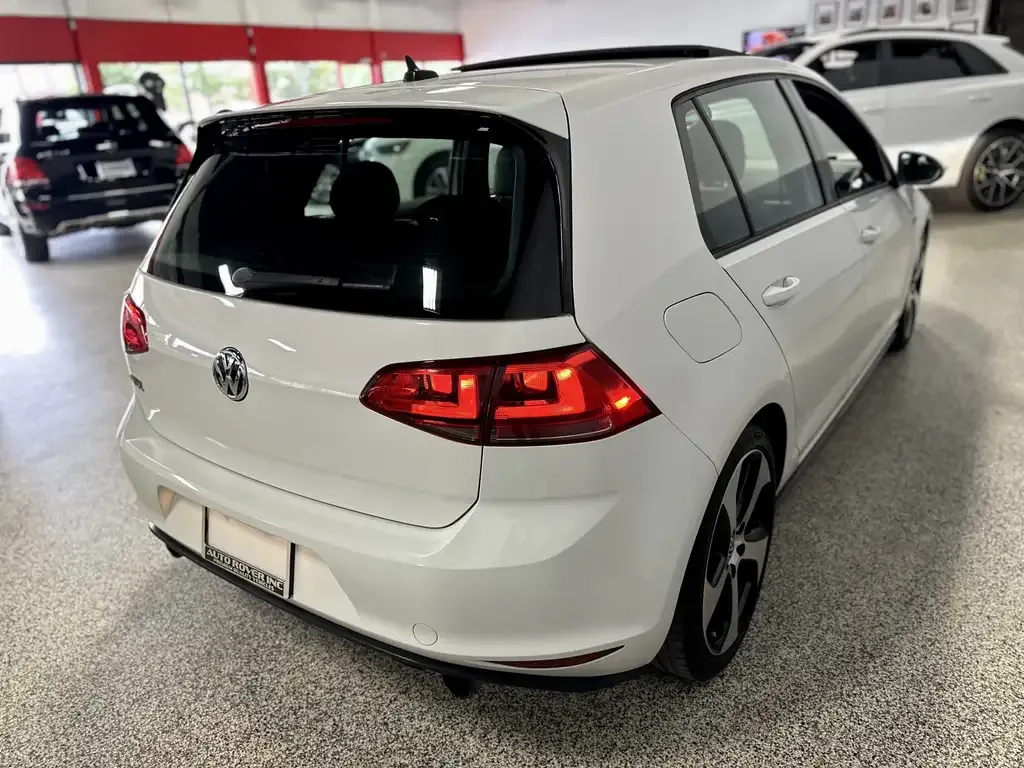 Volkswagen Golf 2015 photo 4