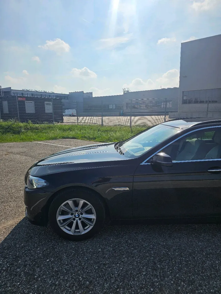 BMW 530Xd 2015 photo 3