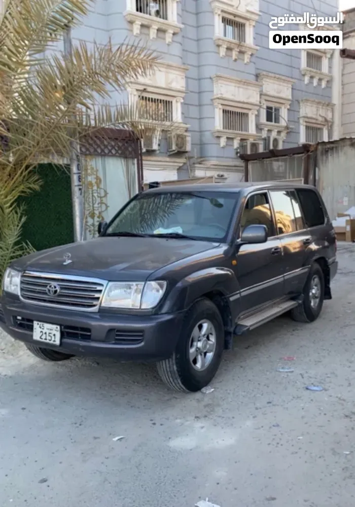 Toyota Land Cruiser