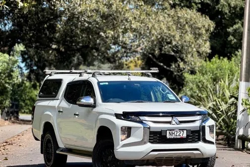 Mitsubishi Triton
