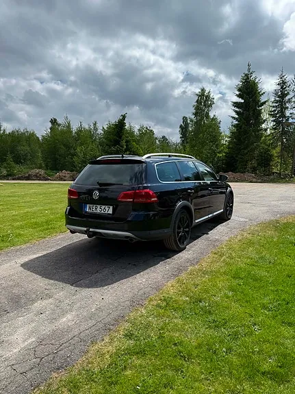 Volkswagen Passat Alltrack 2013 photo 2