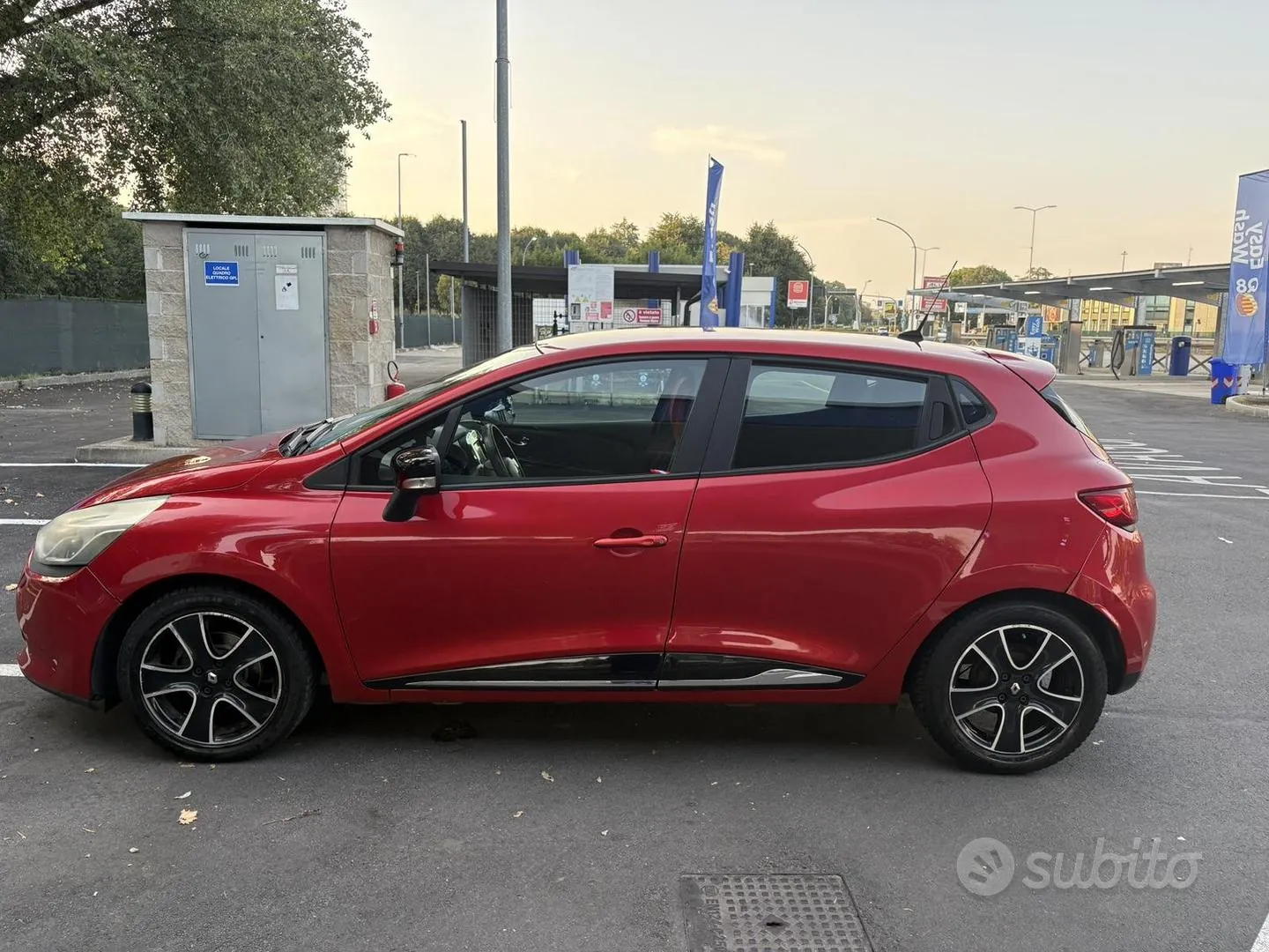 Renault Clio 2010 photo 4