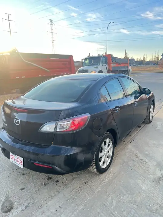 Mazda 3 2011 photo 4