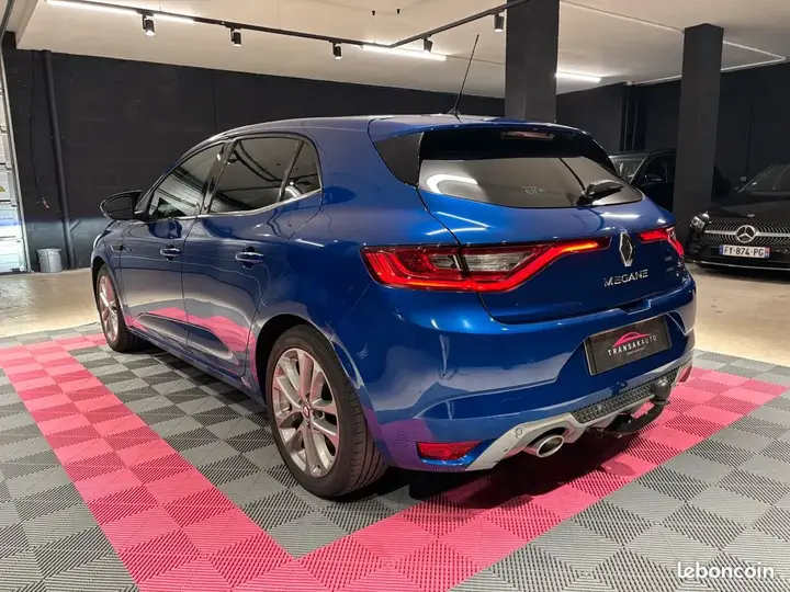 Renault Megane 2016 photo 3