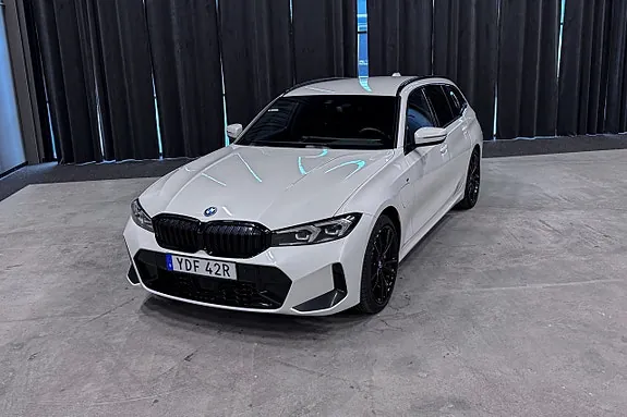 BMW 330E