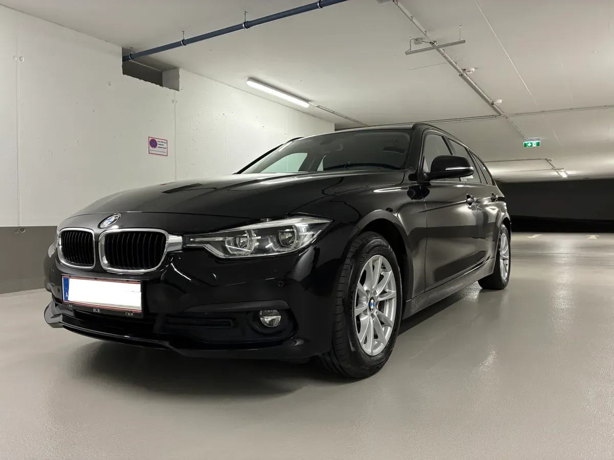 BMW 3 Series 2017 photo 3
