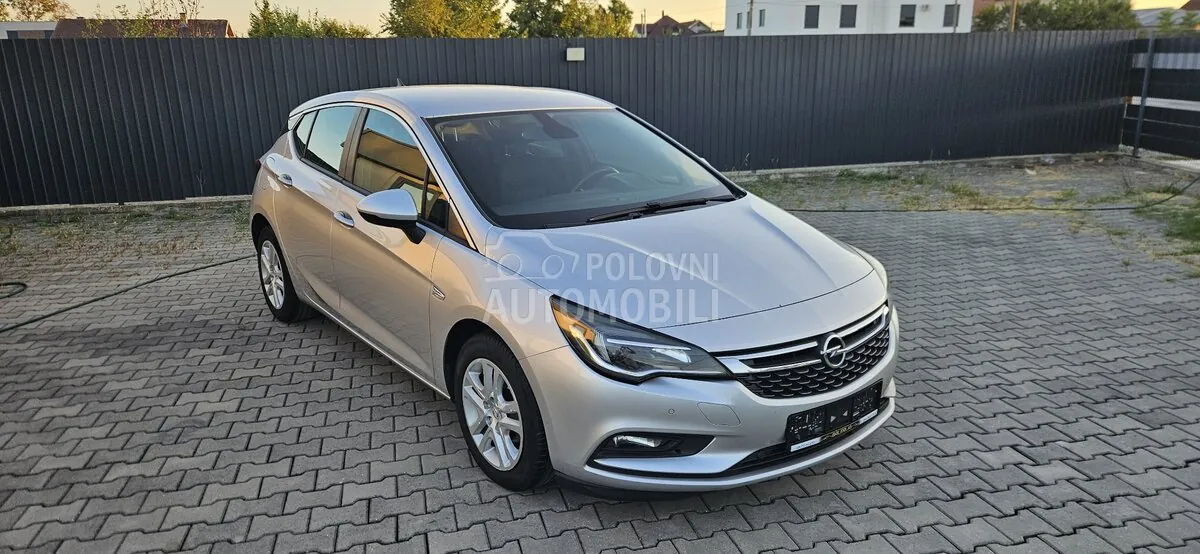 Opel Astra K 2016 photo 5