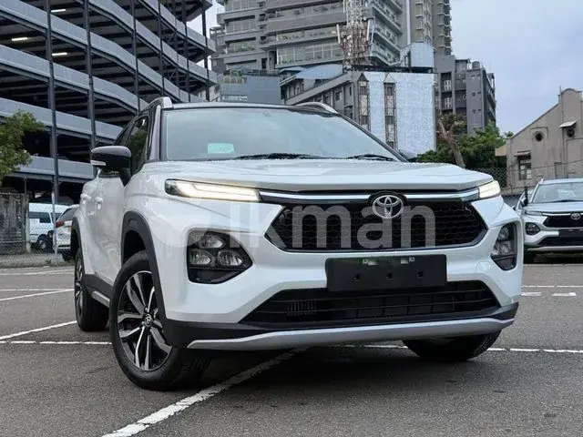Suzuki Fronx 2026 photo 5