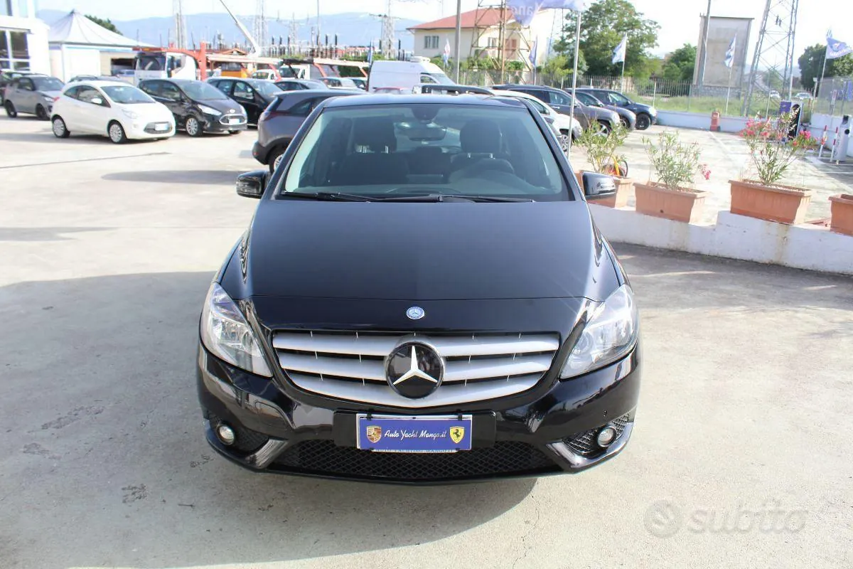 Mercedes-Benz B 2014 photo 2