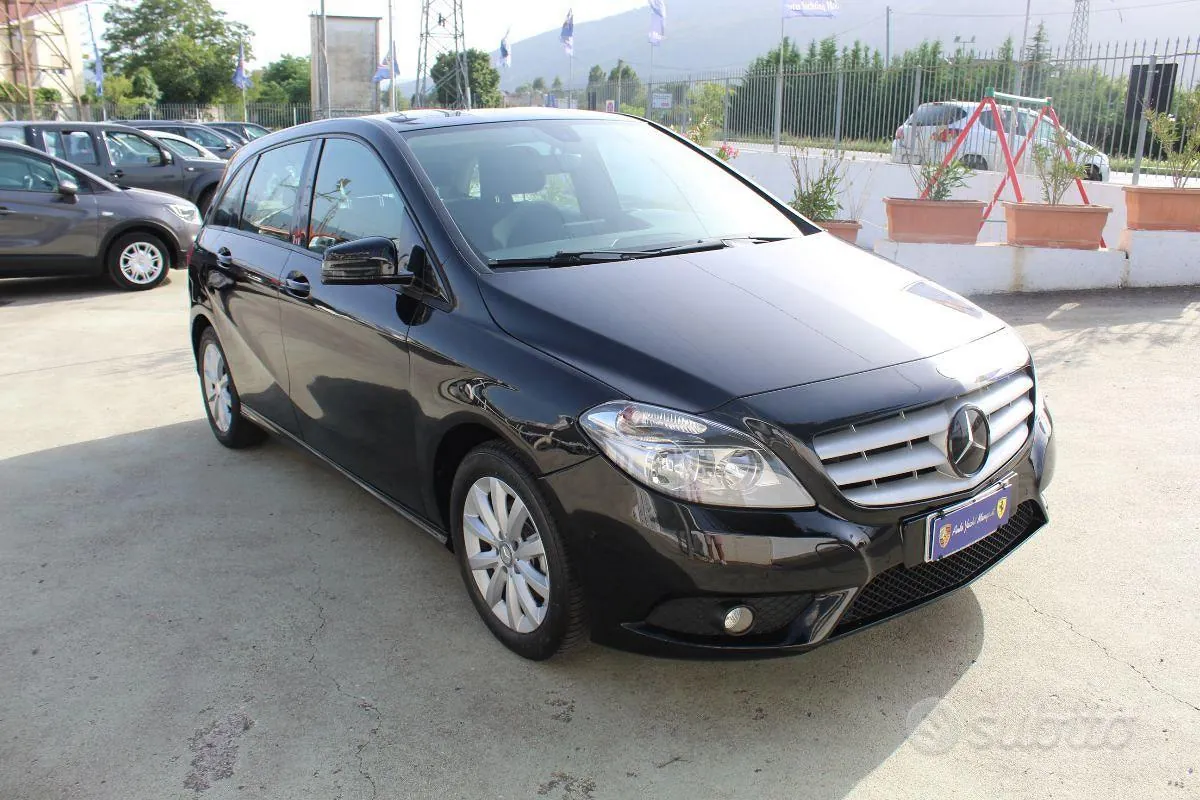 Mercedes-Benz B 2014 photo 3