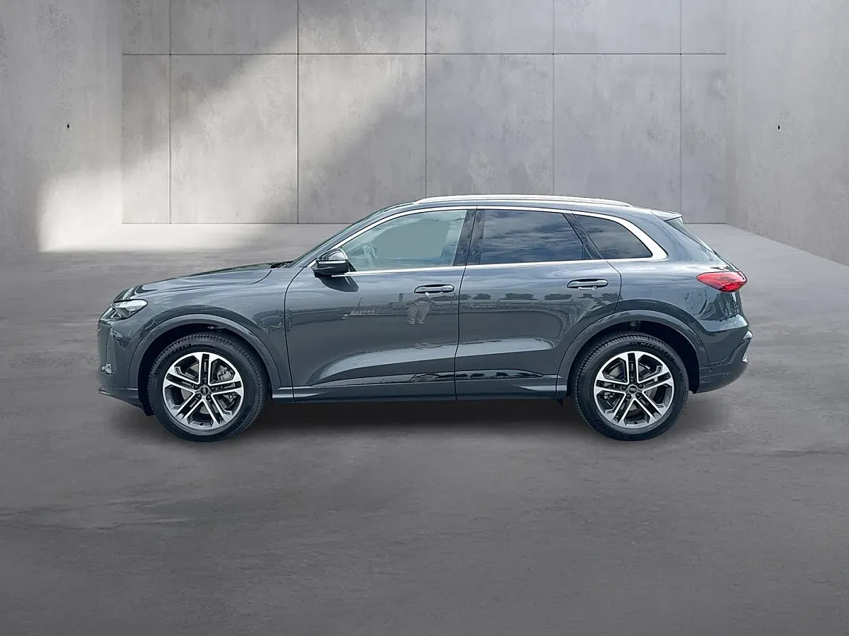 Audi Q5 2025 photo 2