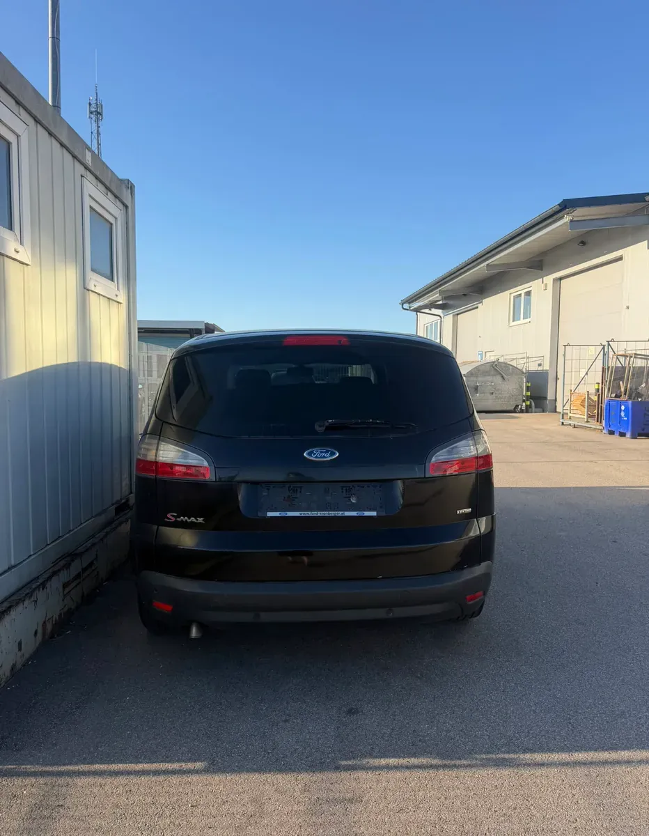 Ford S-Max 2007 photo 2