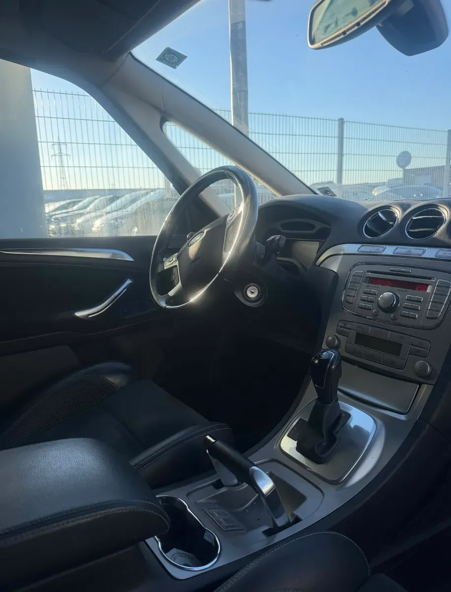 Ford S-Max 2007 photo 3
