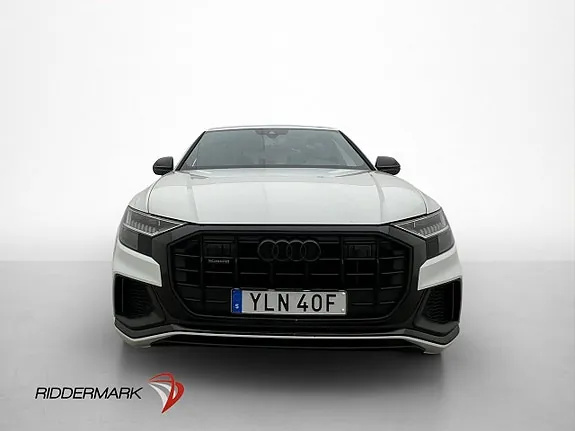 Audi Q8 2021 photo 2