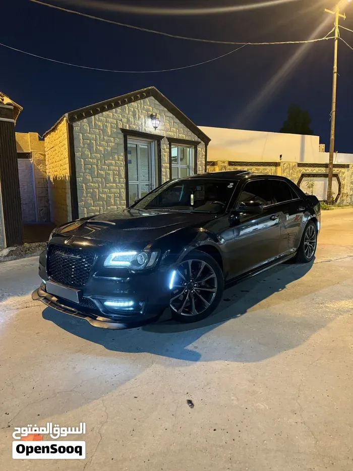 Chrysler 300 2017 photo 3