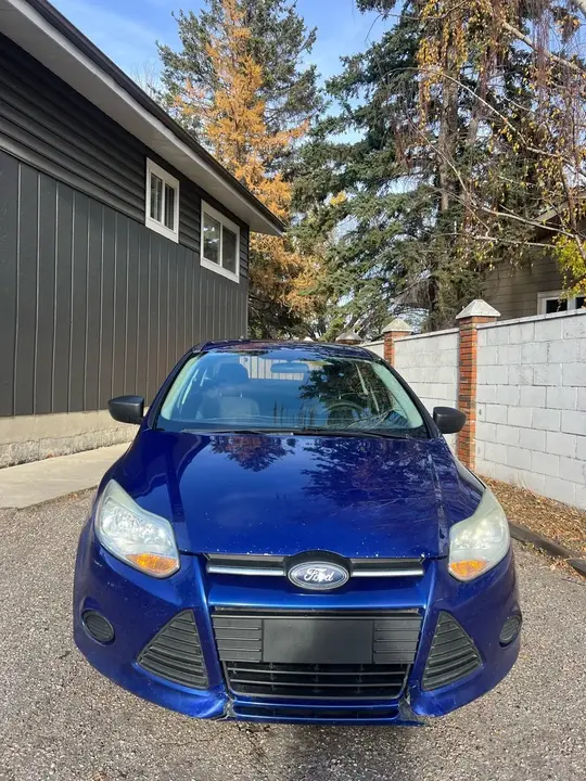 Ford Focus 2012 photo 2