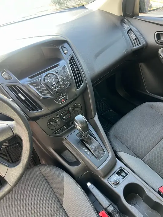 Ford Focus 2012 photo 4
