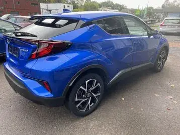 Toyota C-Hr 2021 photo 2
