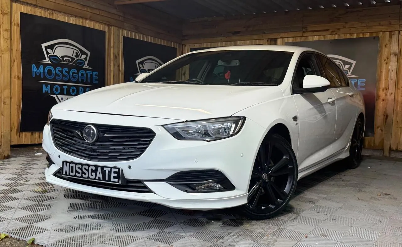 Vauxhall Insignia 2017 photo 3