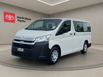Toyota Hiace 2025 photo 4