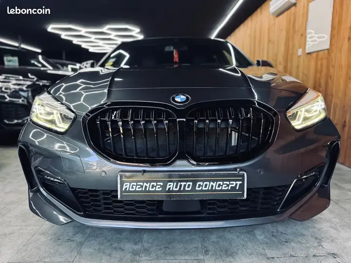 BMW 1 Series 2021 photo 2